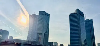 Widok na miasto Warszawa z tego apartamentu
