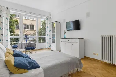 Plan piętra w obiekcie Aleja Przyjaciol Warsaw Apartment by Solarento