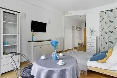 Plan piętra w obiekcie Aleja Przyjaciol Warsaw Apartment by Solarento