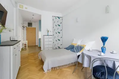 Plan piętra w obiekcie Aleja Przyjaciol Warsaw Apartment by Solarento