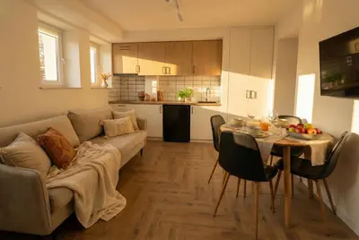Kuchnia lub aneks kuchenny w obiekcie Villa Ursovia by VAYA STAYS