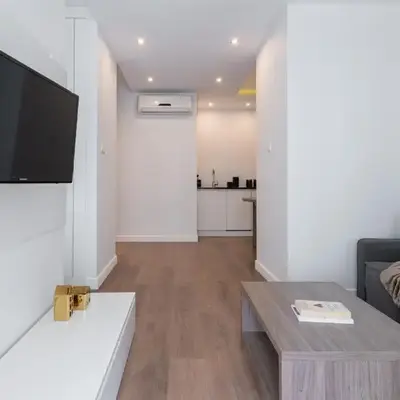 Urban Apartaments - Great Location - City Center - Wronia A
