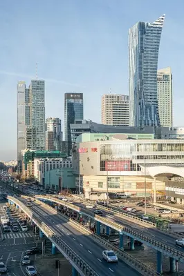 Widok na miasto Warszawa z tego apartamentu