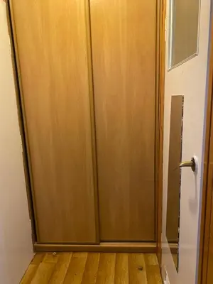 Plan piętra w obiekcie Przytulne mieszkanie na spokojny nocleg w pobliżu metra Kondratowicza, 22 minuty metrem do Stadionu Narodowego, samodzielne zameldowanie ,wystawiamy faktury dla firmy KSeF