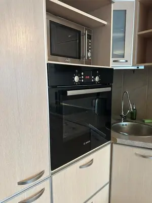 Kuchnia lub aneks kuchenny w obiekcie Warsaw Heart Apartments free parking