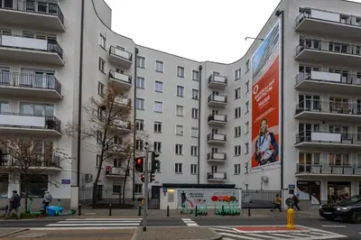 Budynek, w którym mieści się apartament