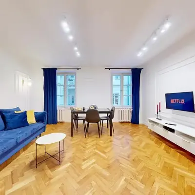Blue Velvet Studio City Center Szpitalna