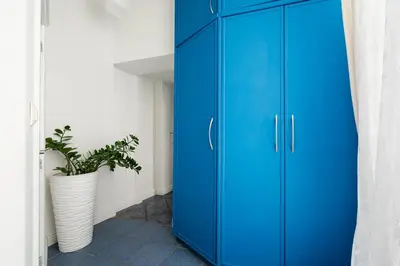 Plan piętra w obiekcie Nowogrodzka Urban Mezzanine Apartment by BookingHost