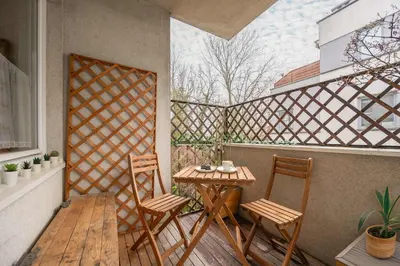 Balkon lub taras w obiekcie Unique Apartment with Air Conditioning and Underground Parking by Noclegi Renters