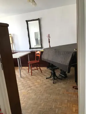 Plan piętra w obiekcie Słoneczny 2 pokojowy apartament z balkonem niedaleko Metra