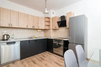 Kuchnia lub aneks kuchenny w obiekcie Bemowo Lotnisko Snug Apartment by BookingHost