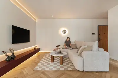 Telewizja i/lub zestaw kina domowego w obiekcie Chmielna Duo Warsaw Center & Parking by Downtown Apartments