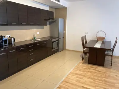 Kuchnia lub aneks kuchenny w obiekcie Platinum Towers Hotel Apartments with parking