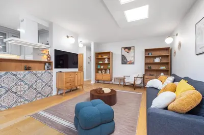 Telewizja i/lub zestaw kina domowego w obiekcie Premium Apartment Leszczyńska by Your Freedom