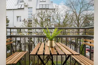 Plan piętra w obiekcie Rezydencja Walecznych Deluxe Saska Kępa by BookingHost