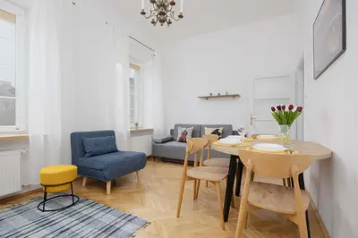 Część wypoczynkowa w obiekcie Old Town Comfort Apartment Near Vistula Boulevards by Noclegi Renters