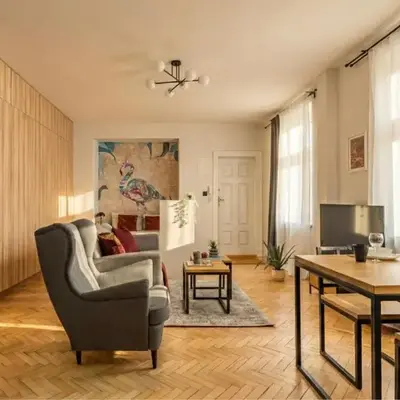 Mokotowska Apartment near US Embassy by Mia