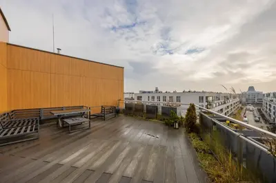 Budynek, w którym mieści się apartament