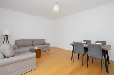 Część wypoczynkowa w obiekcie Nowaka-Jeziorańskiego Modern Comfort Apartment by Solarento