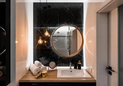 Łazienka w obiekcie Close-Golden Apartments Warsaw - Luxury 2-Bedroom, Mennica Residence&144