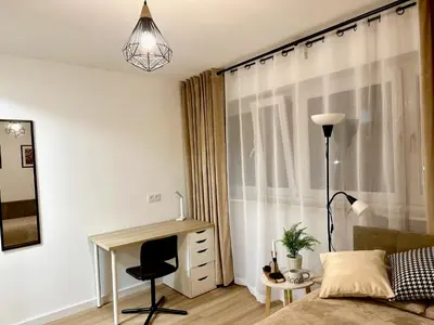 Część wypoczynkowa w obiekcie COZY APARTMENT near the AIRPORT and the Medical University of Warsaw
