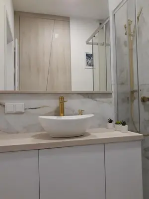 Łazienka w obiekcie Apartament, 2 pokoje, Zielonka k Warszawy