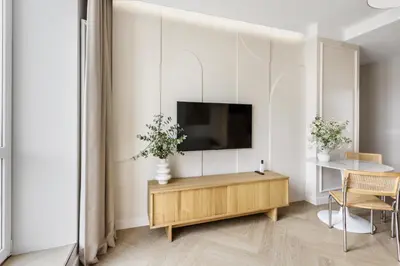 Telewizja i/lub zestaw kina domowego w obiekcie Almond Penthouse Apartment