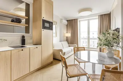 Kuchnia lub aneks kuchenny w obiekcie Almond Penthouse Apartment