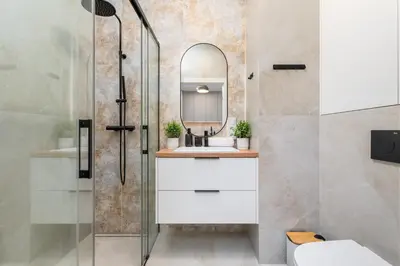 Łazienka w obiekcie Kolejowa 43A by Homeprime