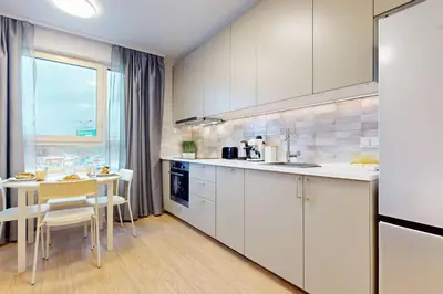 Kuchnia lub aneks kuchenny w obiekcie The Silver Studio Mokotow Parking