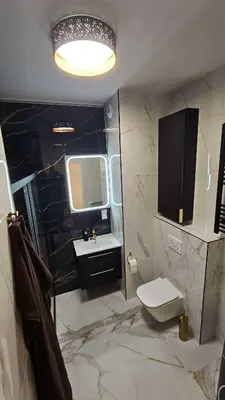 Łazienka w obiekcie GOLD APARTAMENT Ząbki