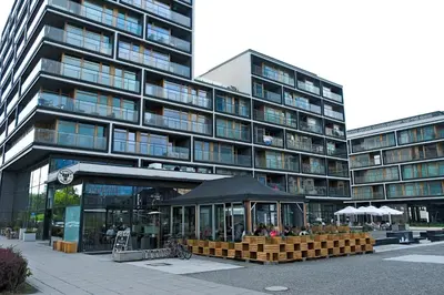 Budynek, w którym mieści się apartament