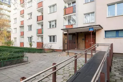 Budynek, w którym mieści się apartament