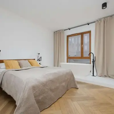 Unique Two Bedroom Apartment with Air Conditioning by Renters Prestige