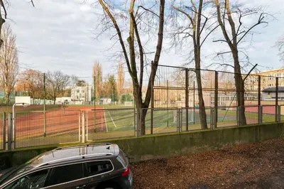 Tenis lub squash w obiekcie Saska Kępa Lavish Studio by BookingHost lub w pobliżu