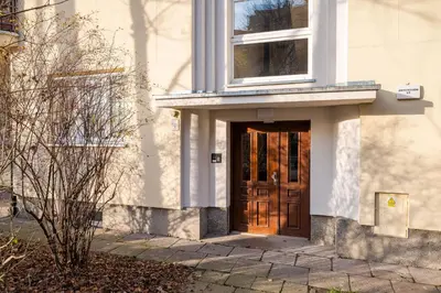 Fasada lub wejście do obiektu Saska Kępa Lavish Studio by BookingHost