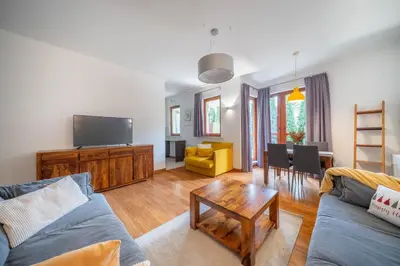 Telewizja i/lub zestaw kina domowego w obiekcie Klimczaka Prestige Apartment, Free Parking
