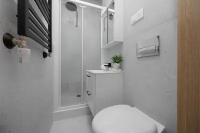 Łazienka w obiekcie Budget-Friendly Mokotów Micro-Apartment For 2 Guests in Warsaw by Noclegi Renters