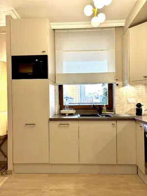 Kuchnia lub aneks kuchenny w obiekcie Chłodna Premium 2-Bedroom Apartment, City Center