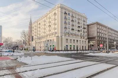 Obiekt Lumina modern apartment with balcony zimą