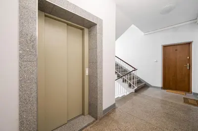 Plan piętra w obiekcie Kino Femina Homely Apartment by BookingHost