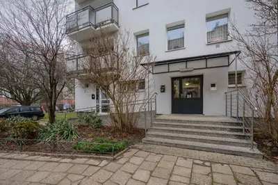 Budynek, w którym mieści się apartament