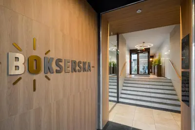 Certyfikat, podpis lub inny dokument wystawiony w obiekcie Bokserska Apartment with FREE Parking by BookingHost