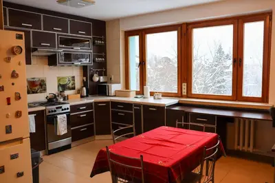 Kuchnia lub aneks kuchenny w obiekcie Prywatne mieszkanie - Sobieskiego 6