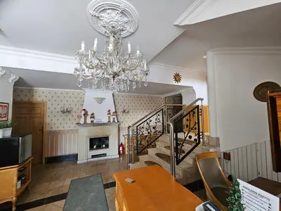 Część wypoczynkowa w obiekcie Folwark Historic Hotel