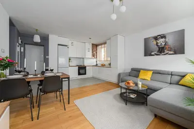 Kuchnia lub aneks kuchenny w obiekcie Lumina lux apartment with balcony in the center of Warsaw