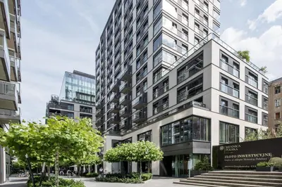 Budynek, w którym mieści się apartament