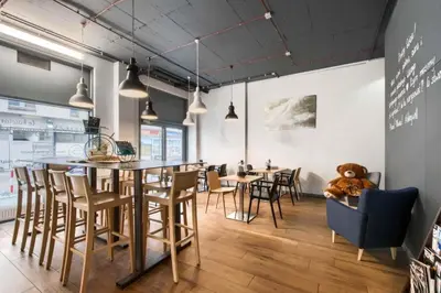Część wypoczynkowa w obiekcie Mennica Residence Warsaw - One Bedroom Apartment
