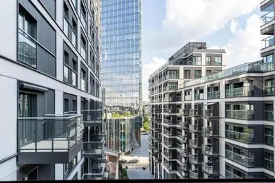 Budynek, w którym mieści się apartament