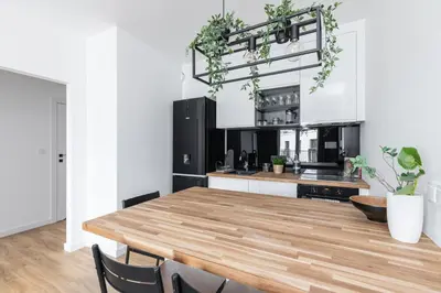 Kuchnia lub aneks kuchenny w obiekcie Św Stanisława SuperApart - Comfortable Apartment with Parking